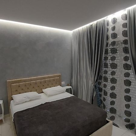 Beni 'S Apartments Саранде Екстериор снимка